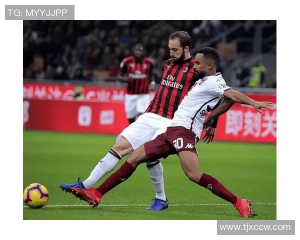 意甲焦点战尤文图斯大胜AC米兰点球大战点燃全场激情与转会传闻